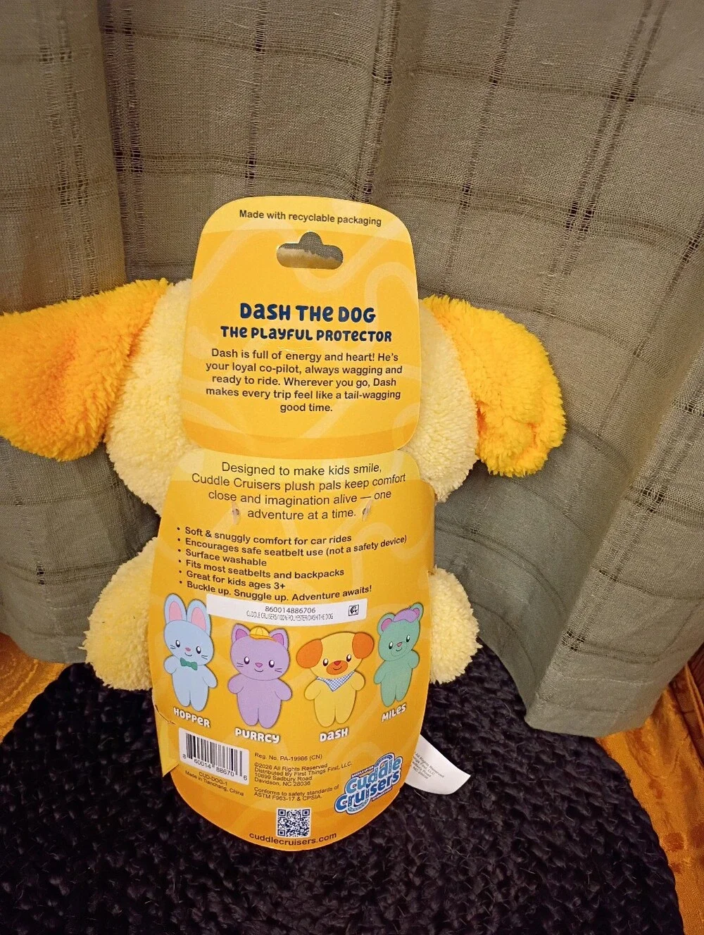 NWT Cuddle Cruisers Dash The Dog Seatbelt/Backpack Strap Cover 12